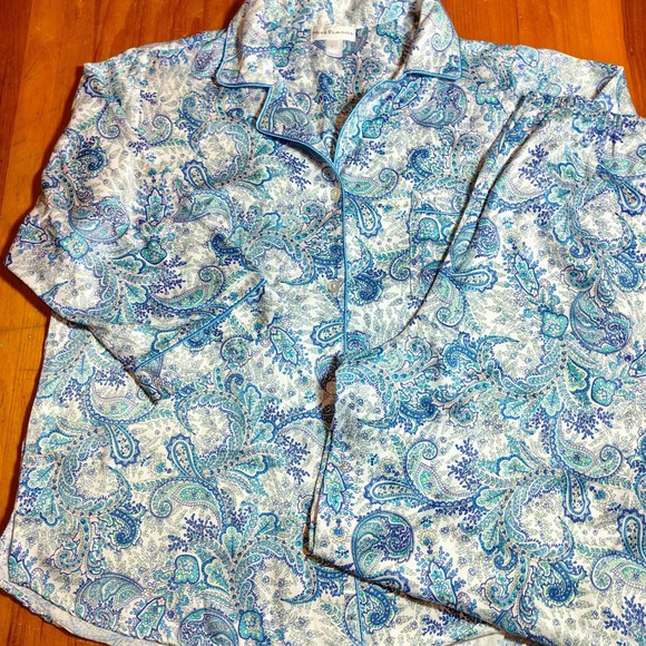 Miss Elaine Women's Pajama Set L Paisley Blue White Long Sleeve Sleepwear - Picture 1 of 9